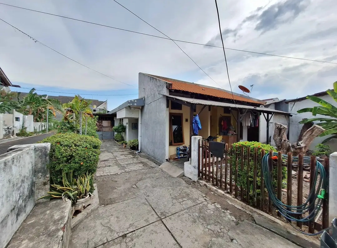 Jual Rumah Hitung Tanah! Gayungsari dekat A Yani siap Nego