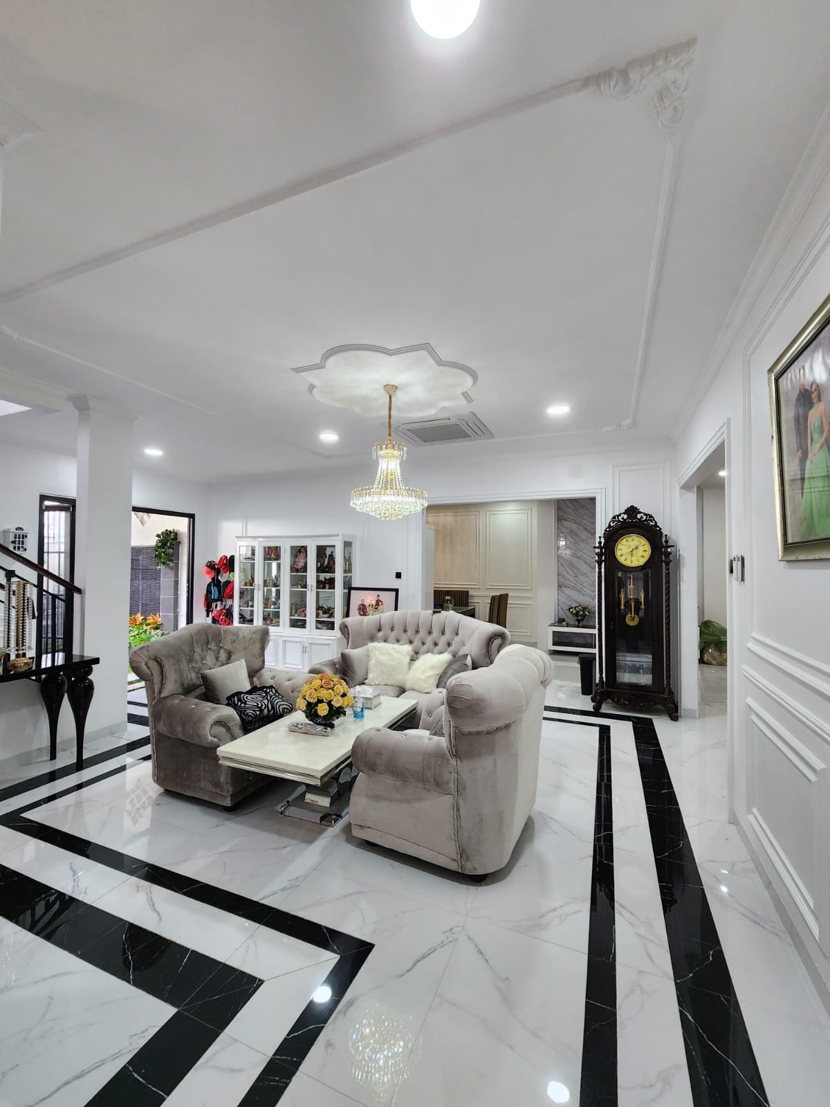 Jual rumah modern dalam cluster di Taman Chrysant 2, Ciater