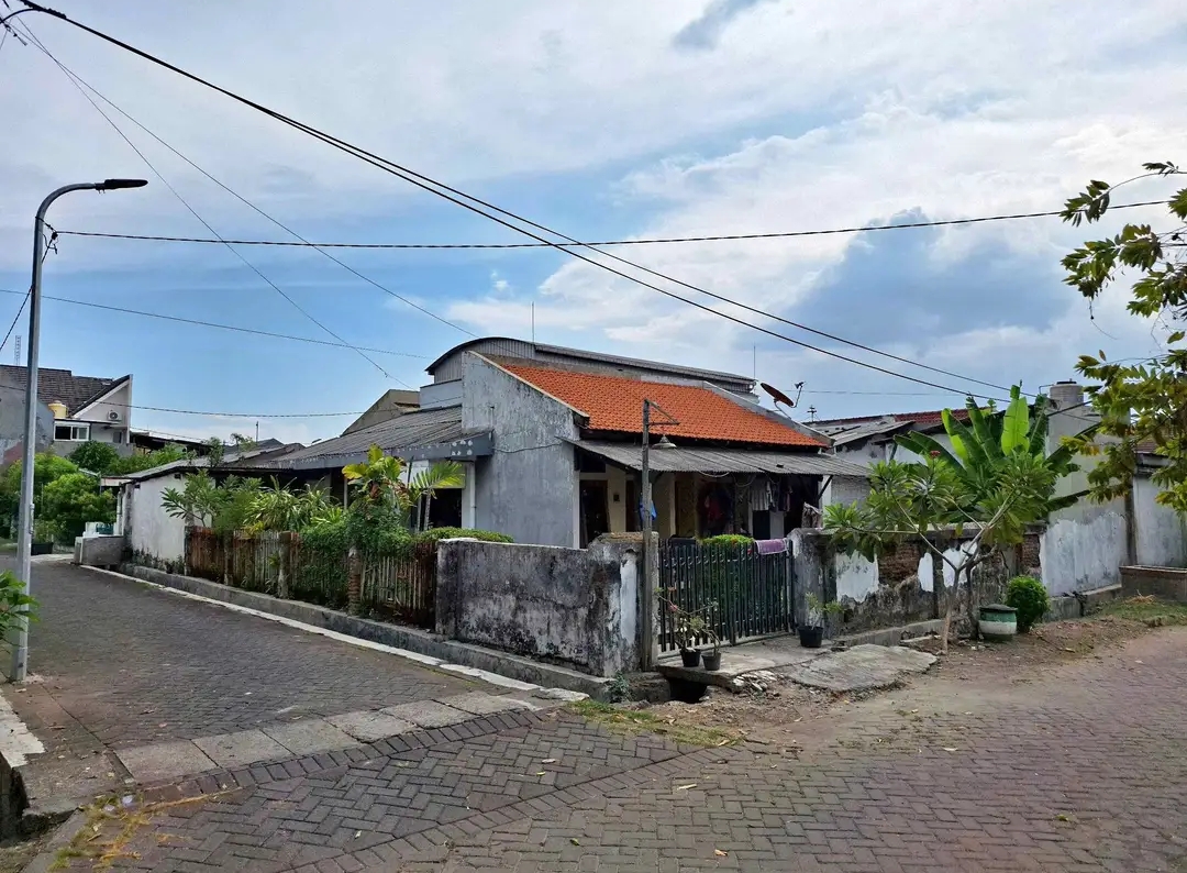 Jual Rumah Hitung Tanah! Gayungsari dekat A Yani siap Nego