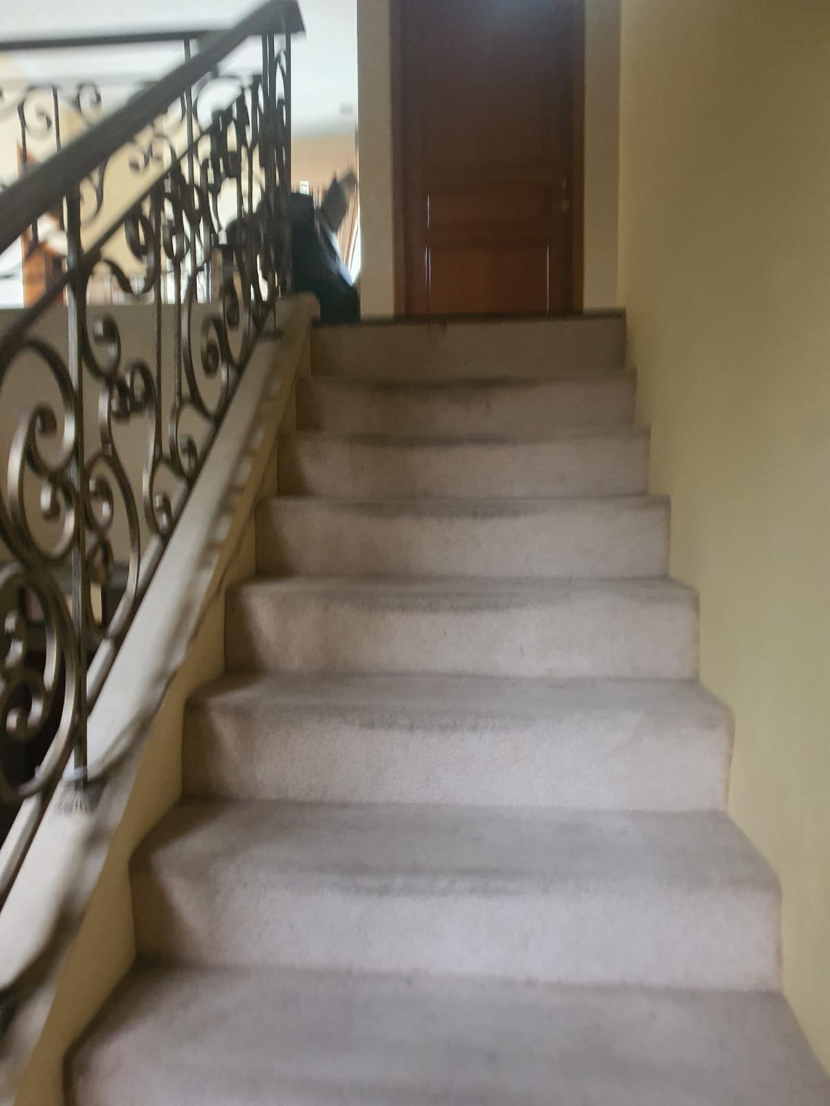 Jual Cepat!! Rumah Citraland Taman Internasional SHM 2 Lt Siap h