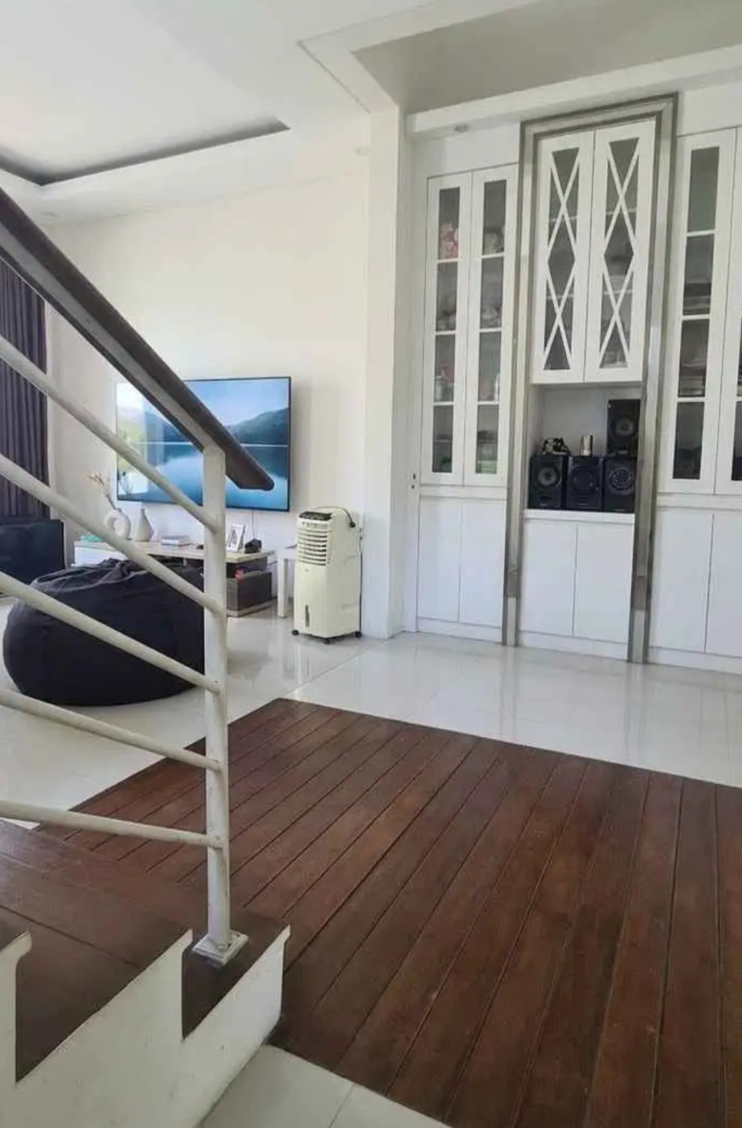 Jual Rumah Siap huni Green Hill Citraland Bagus 2 Lt Row 3 mobil