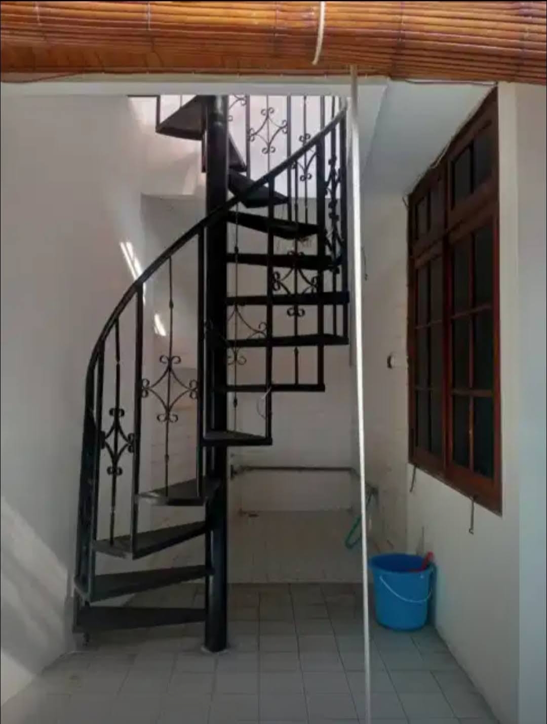 Jual Rumah Lokasi Premium Kertajaya Indah dekat Raya, cocok Kant