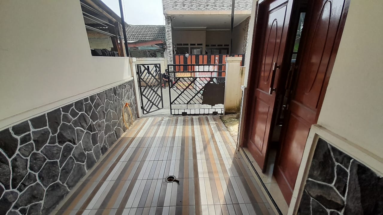 RUMAH 2 LANTAI DI PERUMAHAN DASANA INDAH TANGERANG