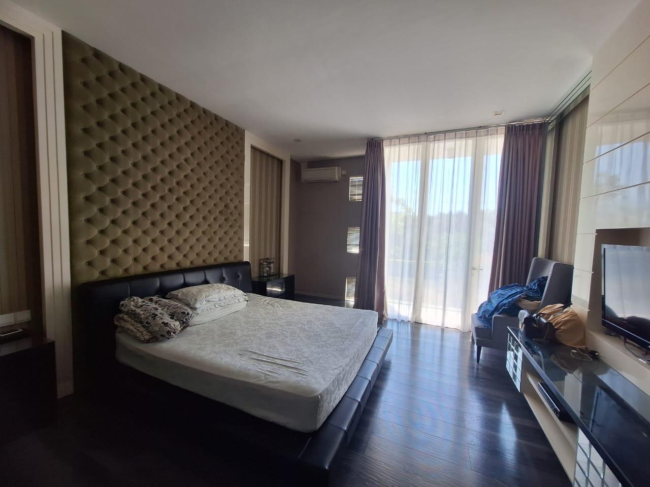 Jual Rumah Semi Furnish Cluster Malibu Pakuwon City dekat Mall