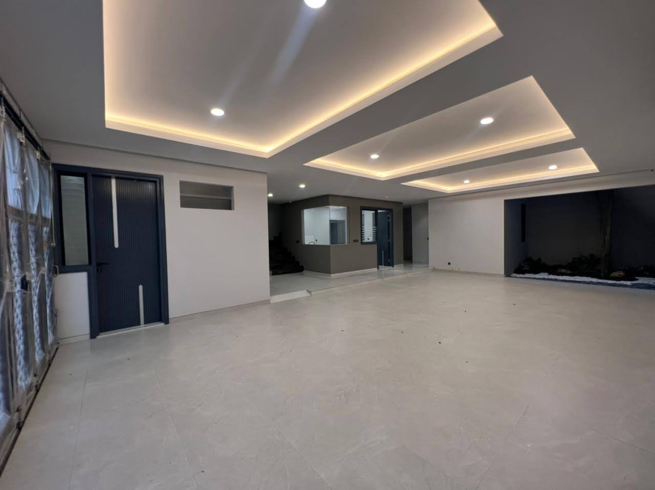 FOR SALE Rumah Mewah WATERFRONT Citraland , Surabaya Barat