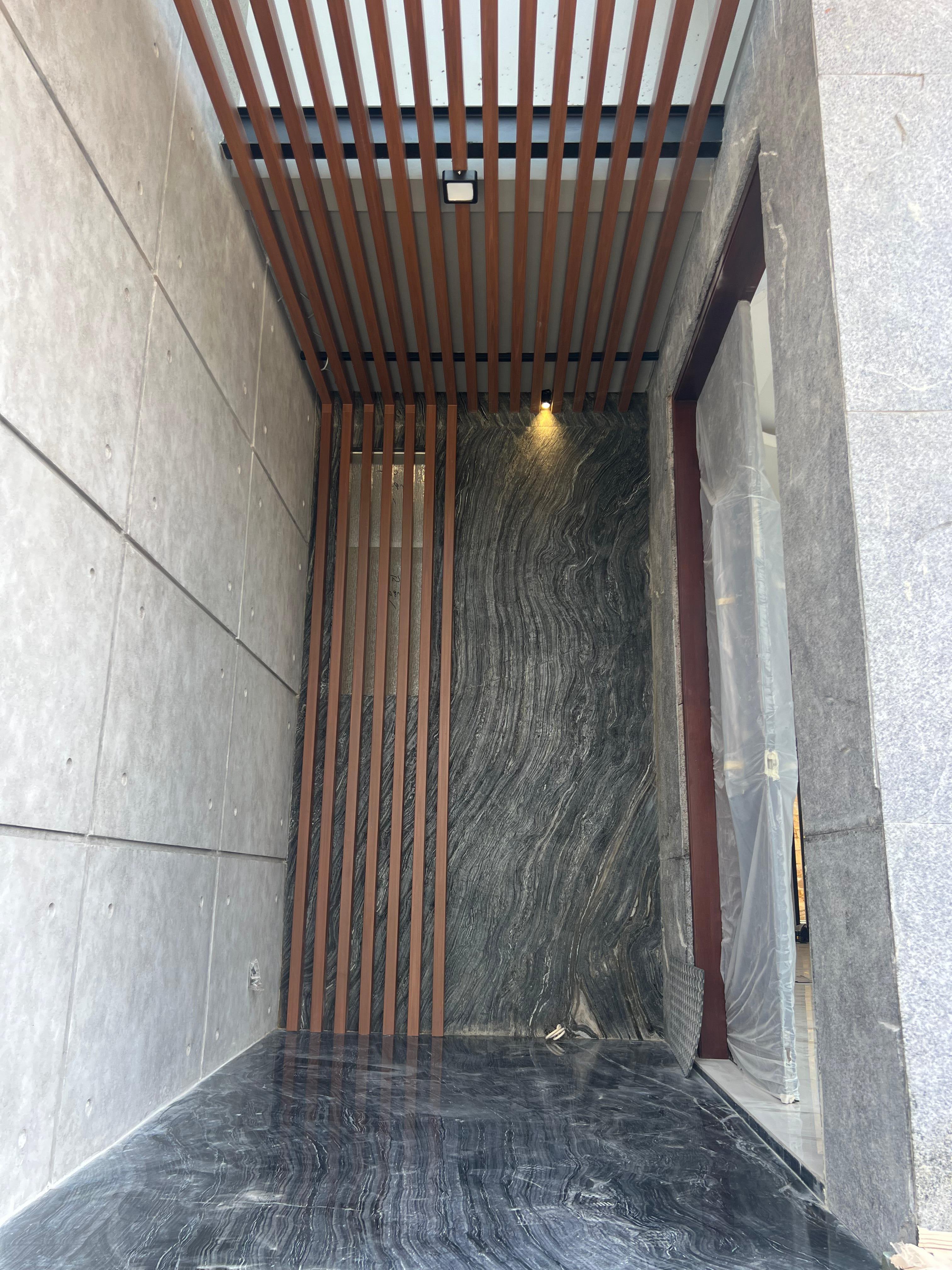 FOR SALE Rumah Mewah WATERFRONT Citraland , Surabaya Barat