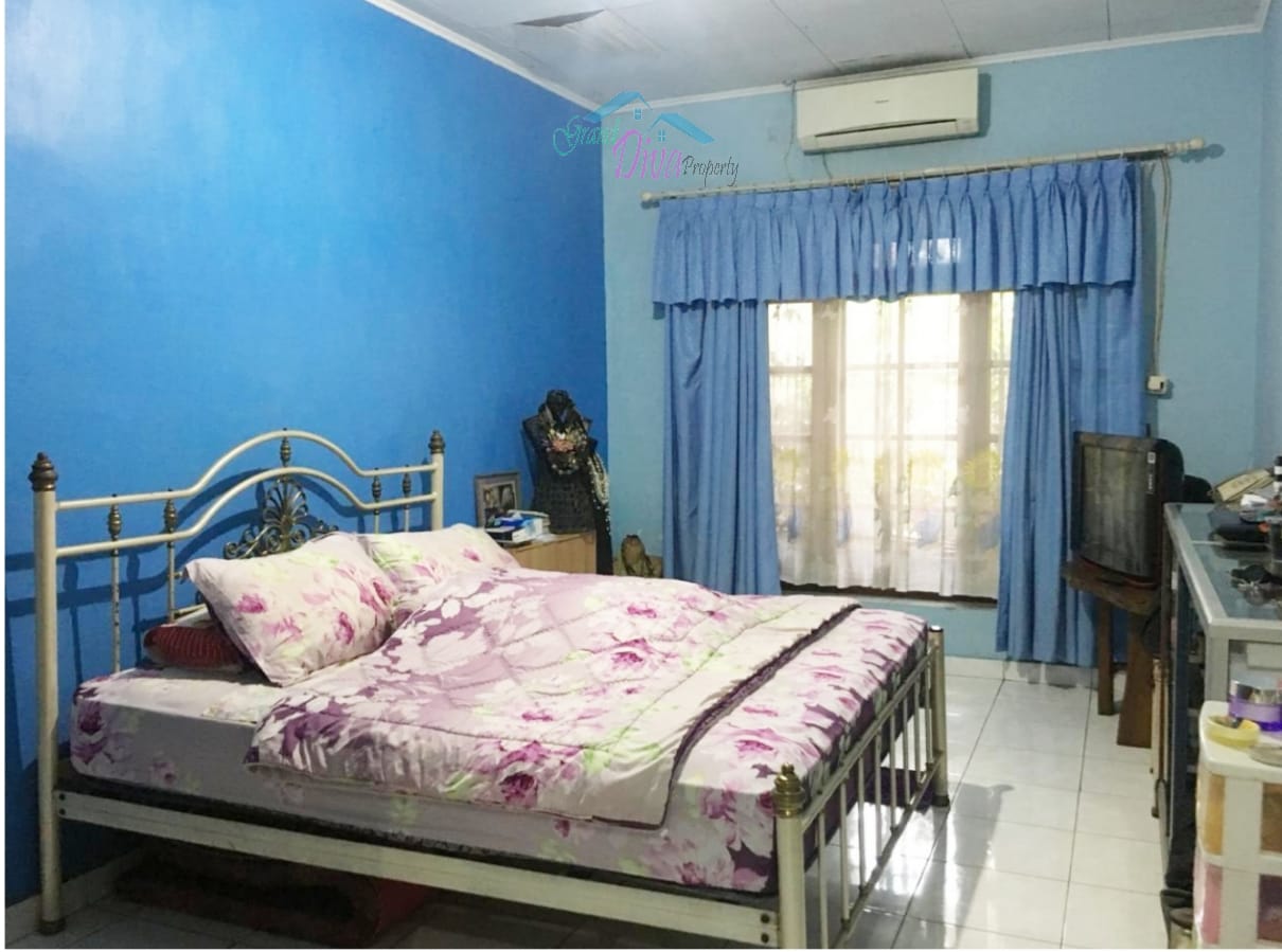 RUMAH DI CIPAYUNG JAKARTA TIMUR
