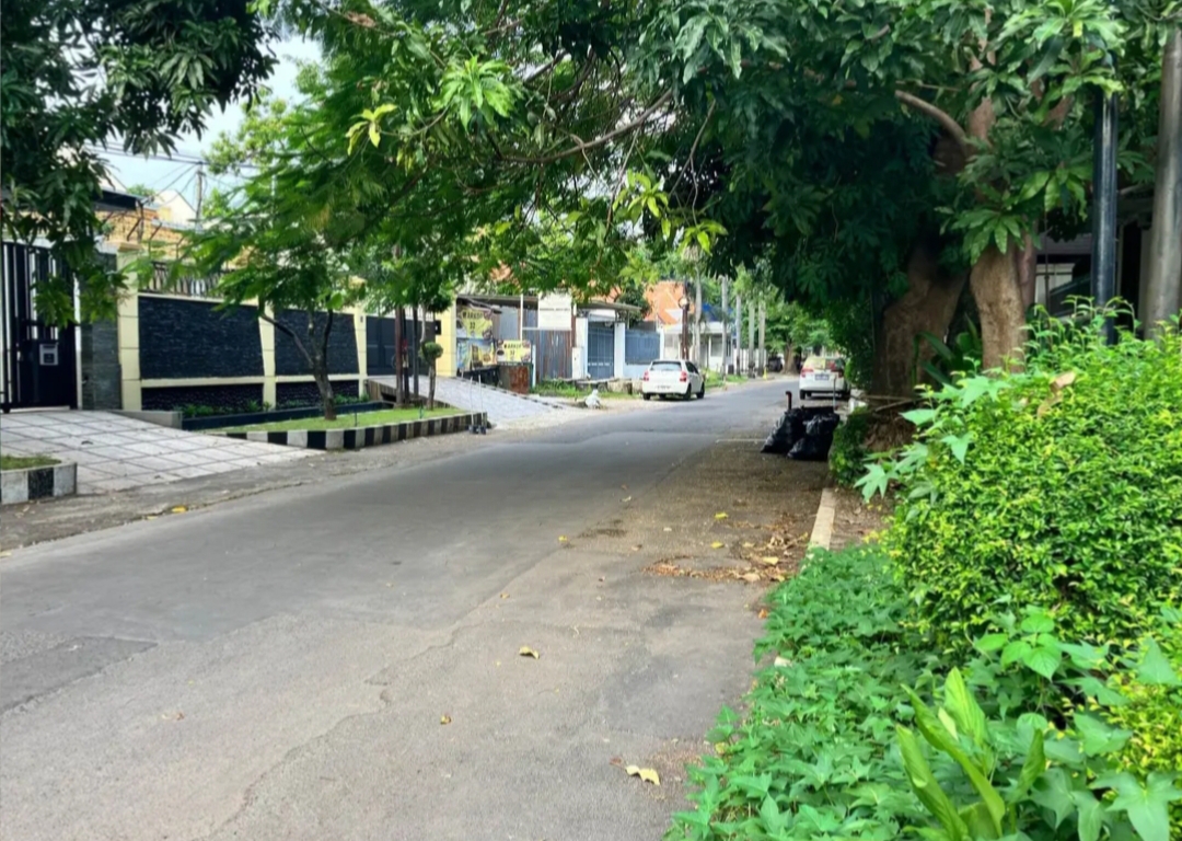 Jual rumah SHM pusat Kota Surabaya, di Kapuas, Dekat Darmo