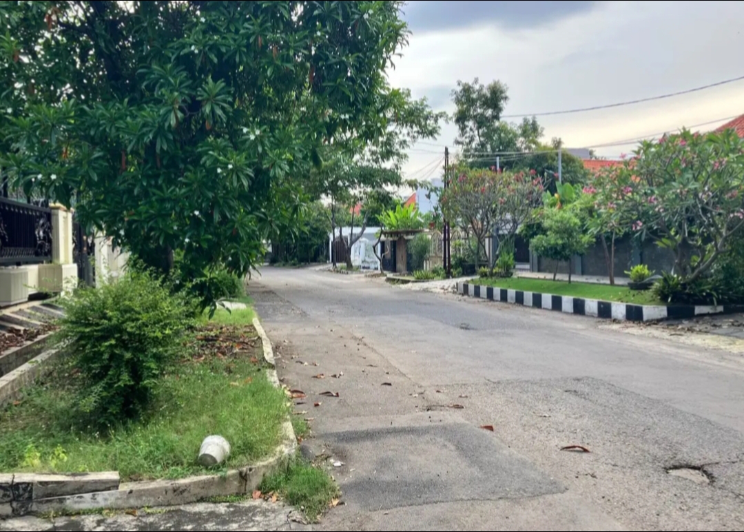 Jual rumah SHM pusat Kota Surabaya, di Kapuas, Dekat Darmo