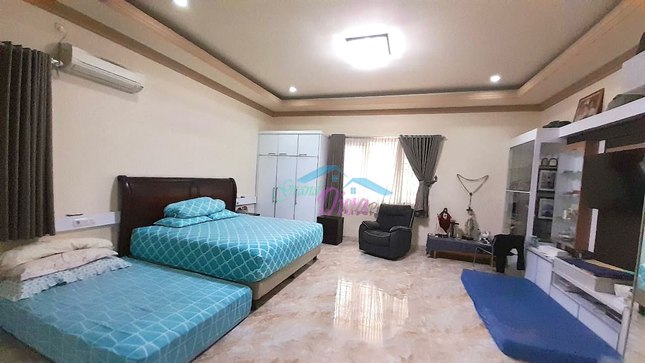 DIJUAL RUMAH PERUMAHAN JL. ARJUNA GALAXY BEKASI