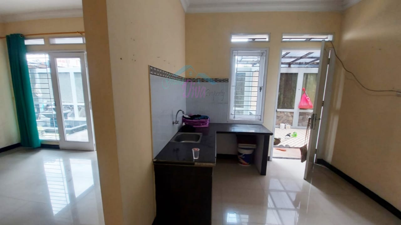 RUMAH DI JATIASIH BEKASI