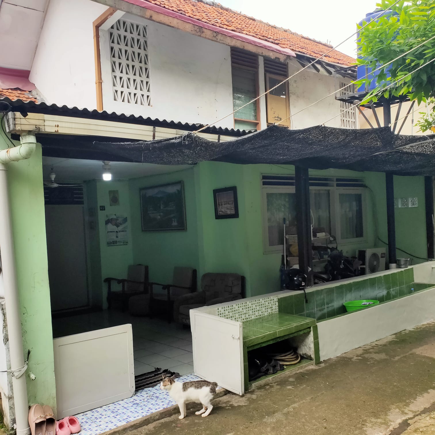 Jual rumah lama di komplek TVRI di Palmerah, Jakarta Barat
