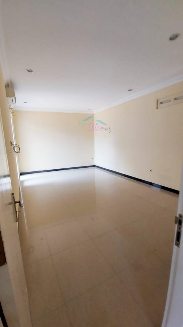 RUMAH DI JATIASIH BEKASI