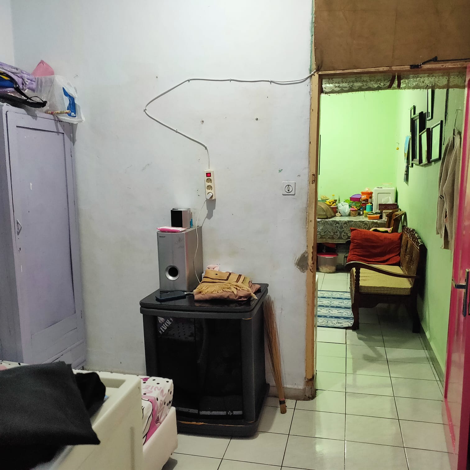 Jual rumah lama di komplek TVRI di Palmerah, Jakarta Barat